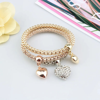 Modern Style Heart Shape Artificial Gemstones Resin Wholesale Bangle