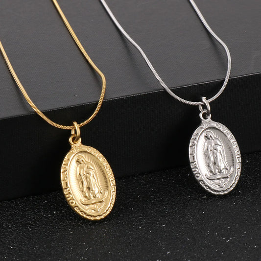 Modern Style Oval Titanium Steel Plating 18k Gold Plated Pendant Necklace