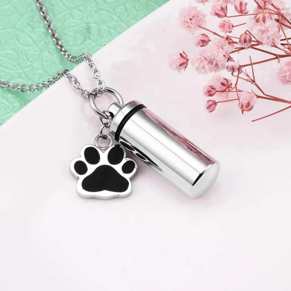 Modern Style Paw Print Titanium Steel Polishing Unisex Pendant Necklace