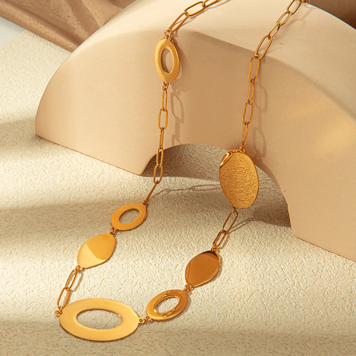 Modern Style Simple Style Commute Oval Stainless Steel Plating Hollow Out Gold Plated Sweater Chain