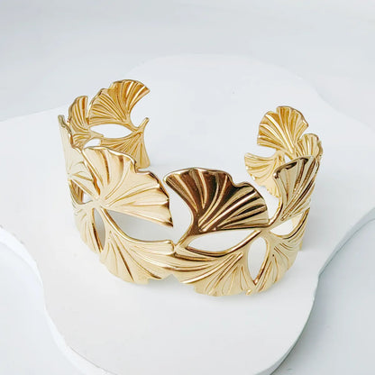 Modern Style Simple Style Flower Butterfly Ginkgo Leaf 304 Stainless Steel 18K Gold Plated Cuff Bracelets In Bulk