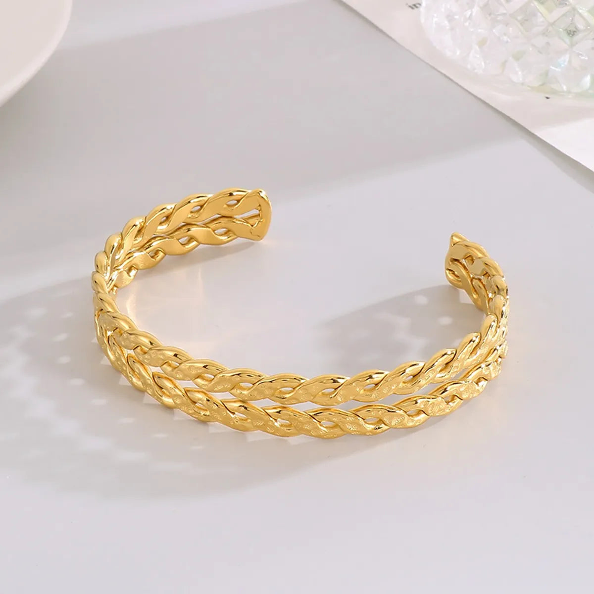 Modern Style Simple Style Solid Color Stainless Steel Titanium Steel Gold Plated Rhinestones Bangle In Bulk