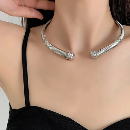 Modern Style Streetwear Solid Color Alloy Women's Choker