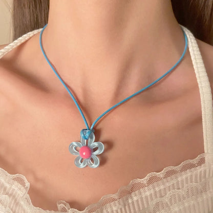 Modern Style Sweet Flower Arylic Wholesale Pendant Necklace