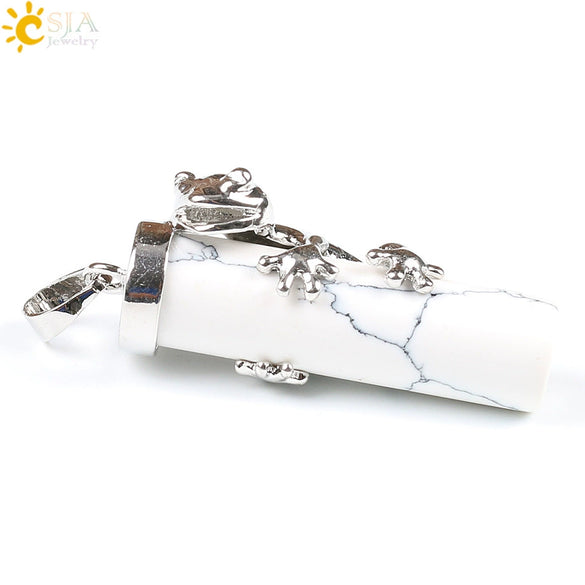 Natural Crystal Frog Pendant Necklace Minimalist Animal Zodiac Jewelry With Cute Frog Holding Crystal Column