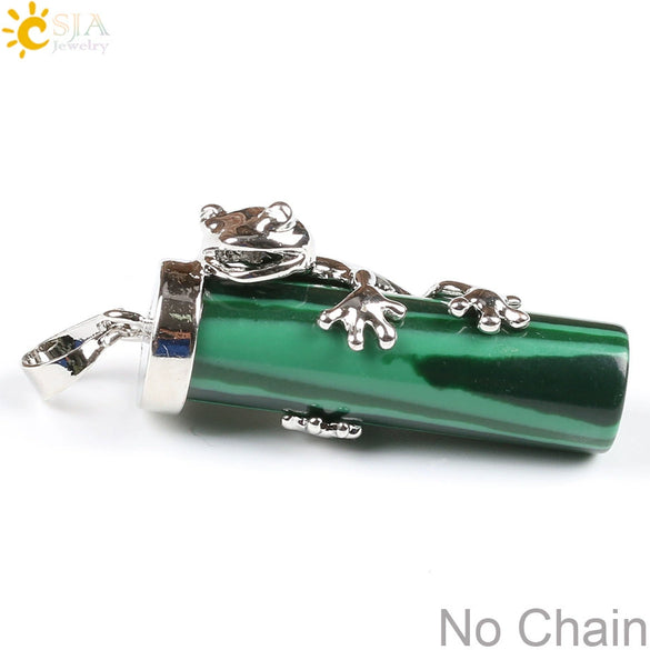 Natural Crystal Frog Pendant Necklace Minimalist Animal Zodiac Jewelry With Cute Frog Holding Crystal Column
