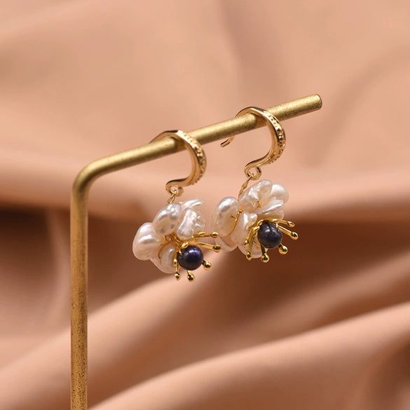 Natural Freshwater Pearl Drop Shape Retro Women's Earrings