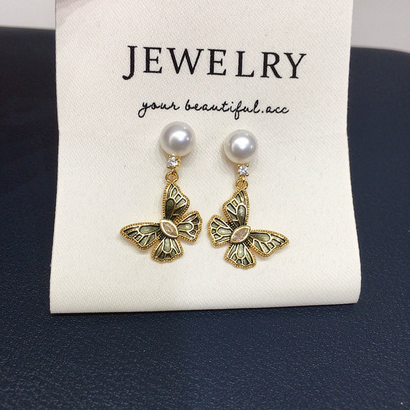 Natural Freshwater Pearl Earrings For Women French Vintage Retro Bronze Butterfly Shape Alloy Inlaid With Gemstones