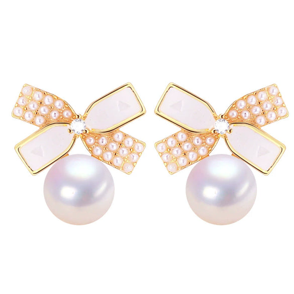 Natural Freshwater Pearl Earrings For Women With Oblate Shape And Korean Bow Design 18K Gold