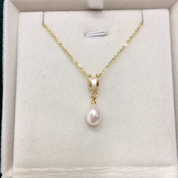 Natural Freshwater Pearl Necklace With Dropshaped Pendant And Riceshaped Pearls