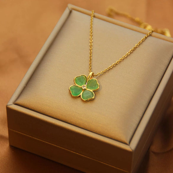 Necklace Copper Inlaid Zircon Four Leaf Clover Pendant With Titanium Steel Chain Electroplating Design For Women