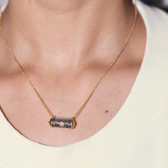 Necklace Copper Titanium Steel Geometric Pattern Round Zircon Pendant Electroplating Simple Design