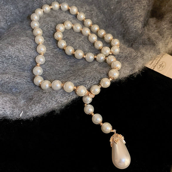 Necklace Fake Pearl Acrylic Geometric Inlaid With Pearls Light Luxury Women's Clavicle Chain