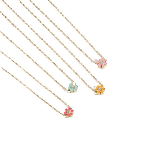 Necklace Pendant Clavicle Chain Mixed Gemstone Inlay Copper Dripping Oil Flower Design Women Minimalist