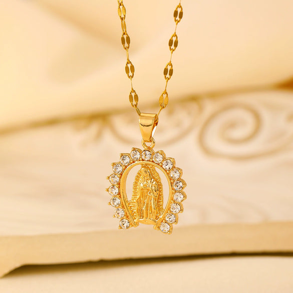 Necklace Pendant Micro Inlaid Zircon Cross Copper Alloy Geometric Electroplating For Women
