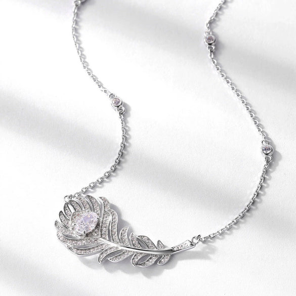Necklace S925 Silver Inlaid Diamond Geometric Design Women's Elegant Natural Cross Chain