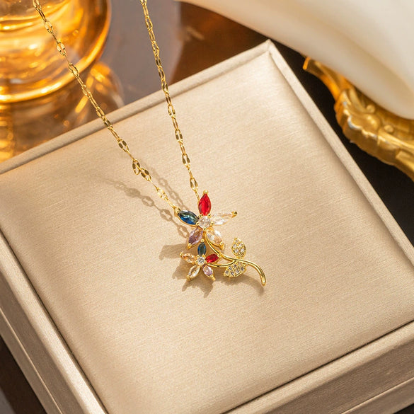 Necklace Titanium Steel Retro Flower Inlaid Zircon Electroplating Water Wave Chain For Women