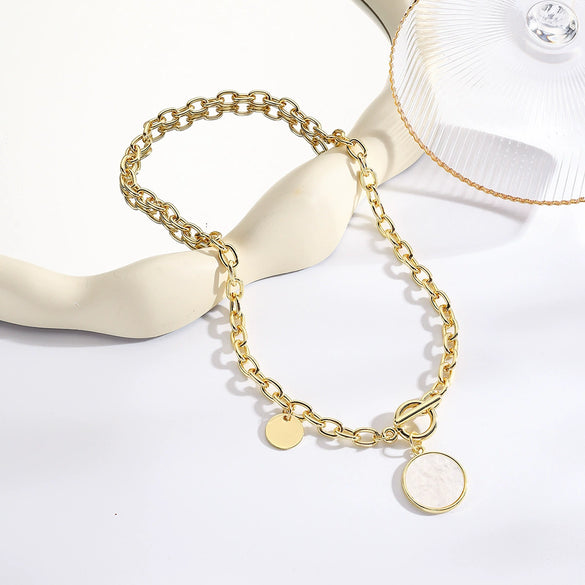 Necklace Zinc Alloy Geometric Electroplating Pendant Ochain Women's Simple Elegant Acrylic Mothershell