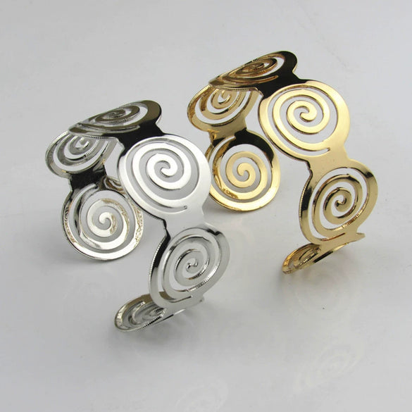 New Bracelet Popular Glossy Hollow Geometric Bracelet Ring Shape Open Bracelet