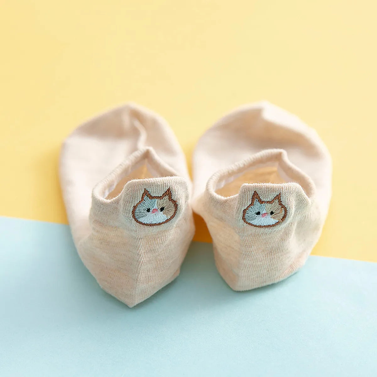 New Cotton Embroidery Cartoon Cat Shallow Mouth Heel Three-Dimensional Ears Ladies Socks