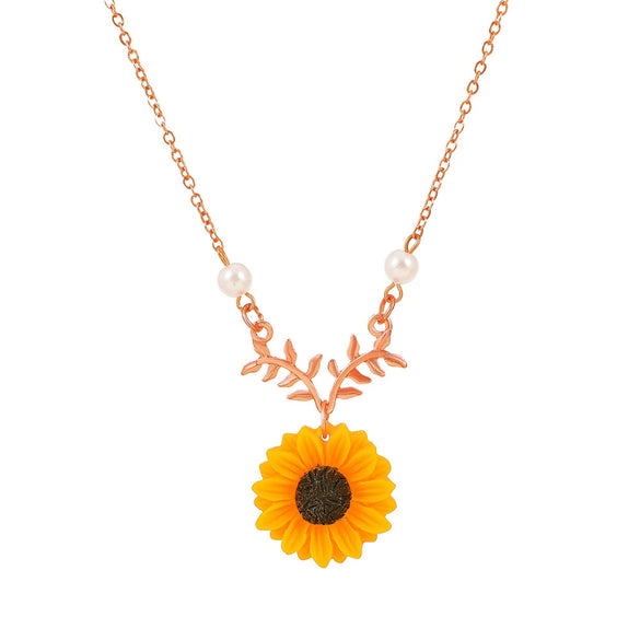 New Creative Jewelry  Jewelry Pearl Sunflower Necklace Female Elegant Fashion Sunflower Pendant