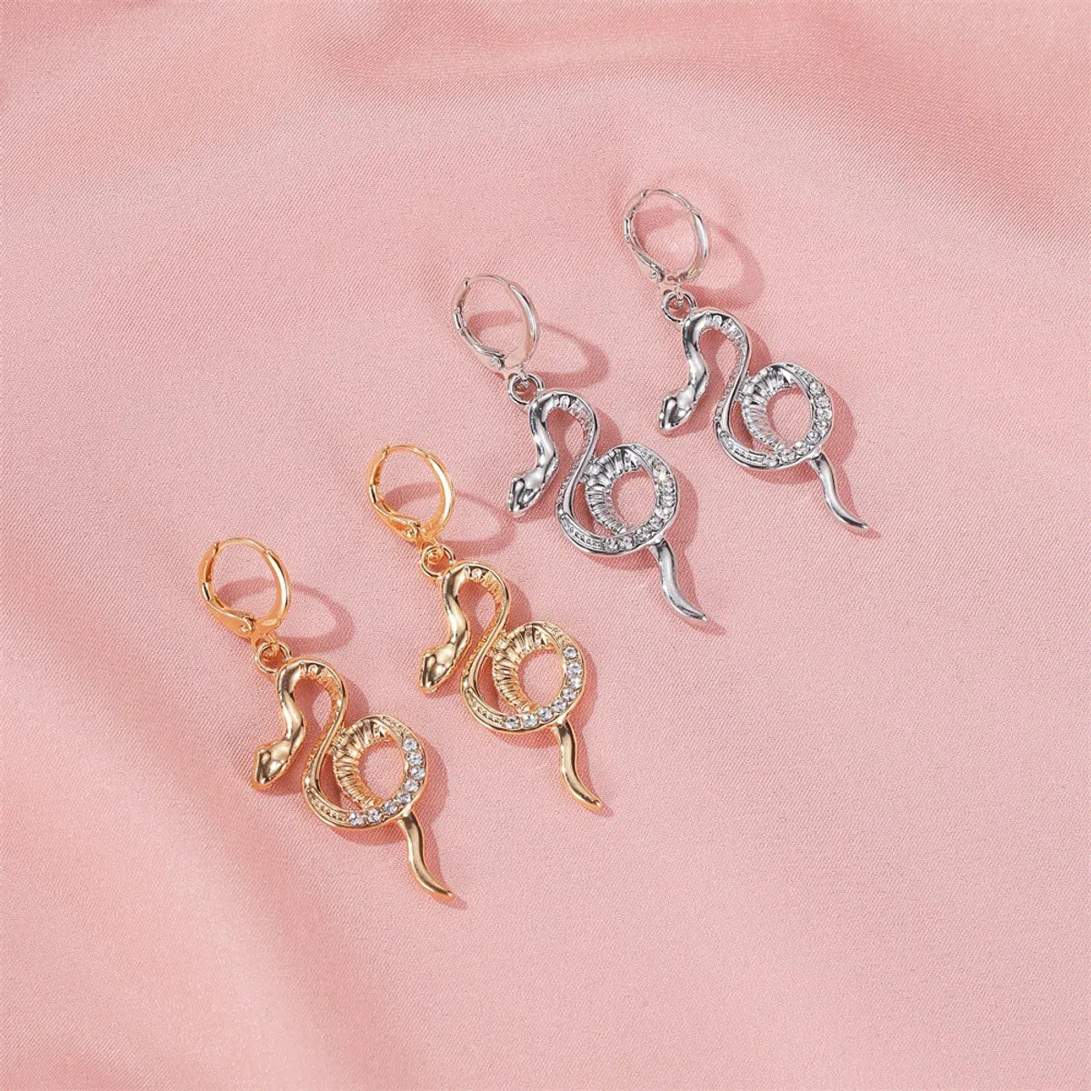 New Earrings Temperament Luxury Earrings Ear Buckle Personality Full Diamond Snake Shaped Long Earrings Ladies Earrings Wholesale Gooddiy