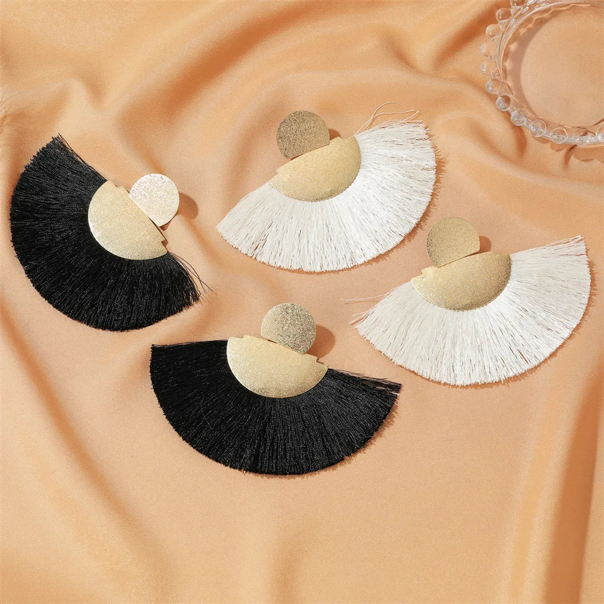 New  Exaggerated Fan-shaped  Bohemian Retro Frosted Tassel Earrings Wholesale