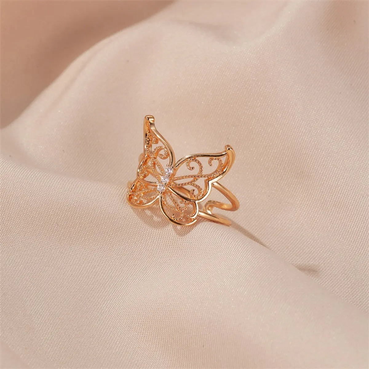 New Exaggerated Hollow Butterfly  Fashion Open Ring Wholesale