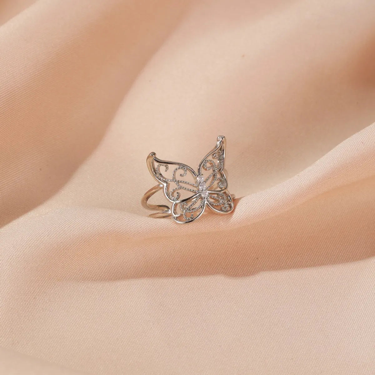 New Exaggerated Hollow Butterfly  Fashion Open Ring Wholesale