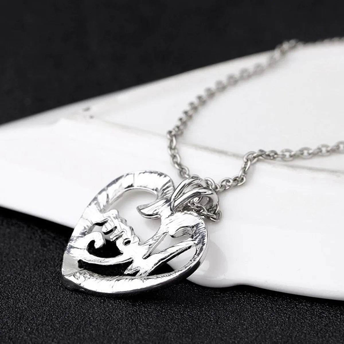 New Fashion Creative Mother'S Day Gift Mom Love Diamond Pendant Necklace Nihaojewelry Wholesale