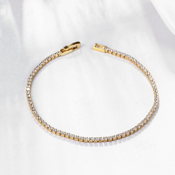 New Fashion Goldplated Zircon Alloy Bracelet For Ladies Set With Precious Stones Featuring Geometry Pattern