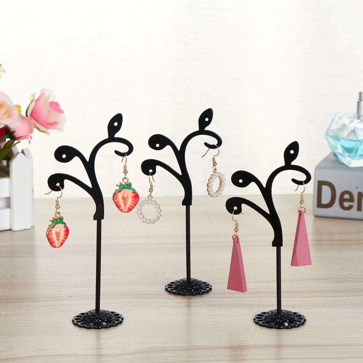 New Fashion Simple  Iron Art Metal Earring Holder Three-Piece Counter Hanging Ear Line Shelf Earring Storage Display Shelf Wholesale