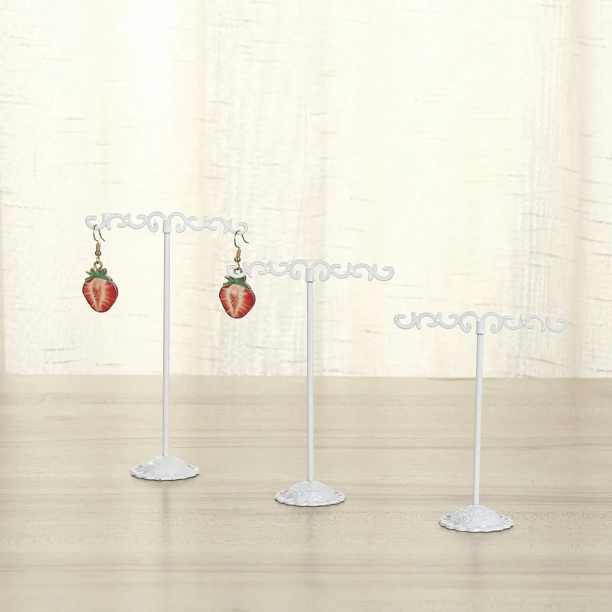 New Fashion Simple  Iron Art Metal Earring Holder Three-Piece Counter Hanging Ear Line Shelf Earring Storage Display Shelf Wholesale