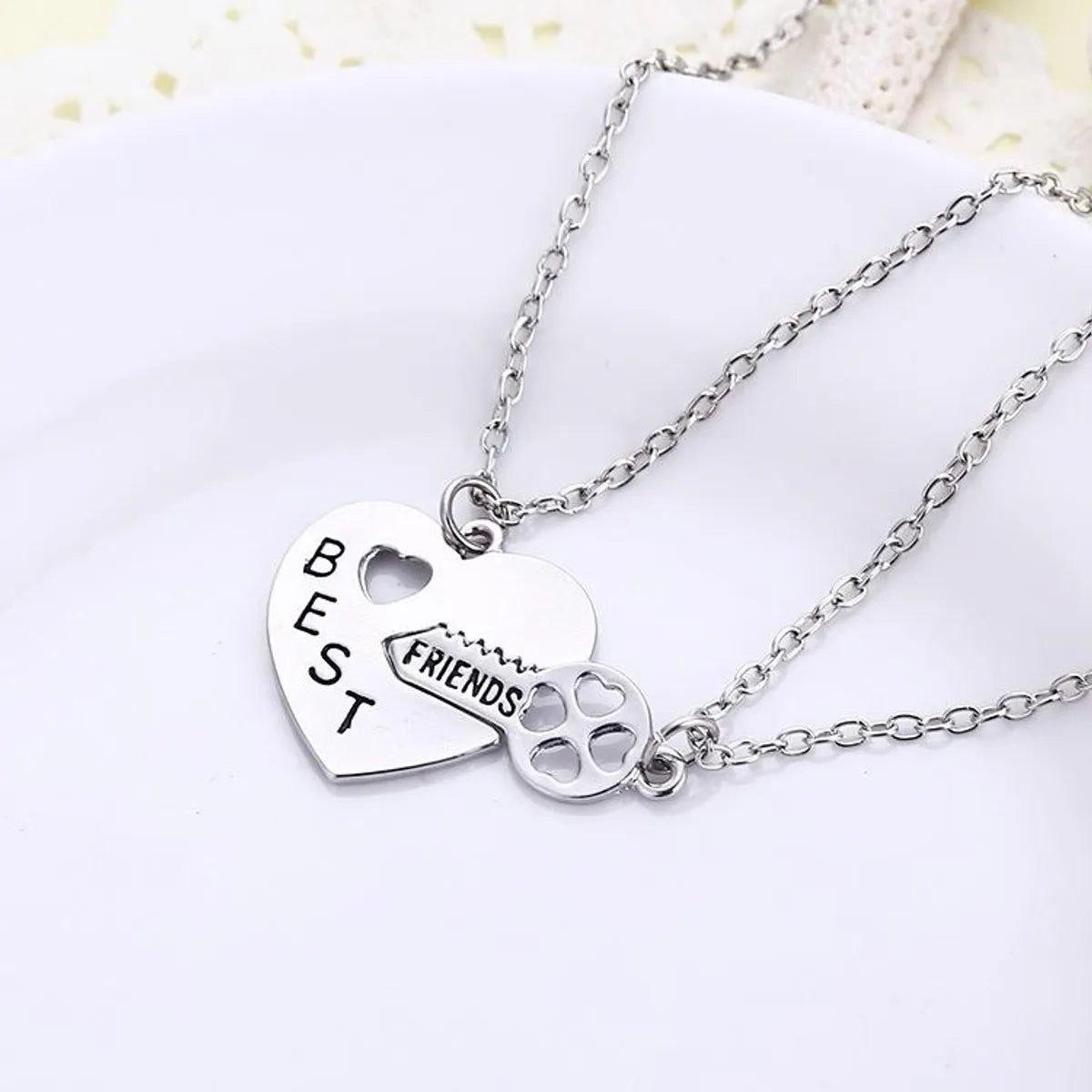 New Fashion Wild Heart Key Best Friends Best Friend Suit Necklace Wholesale