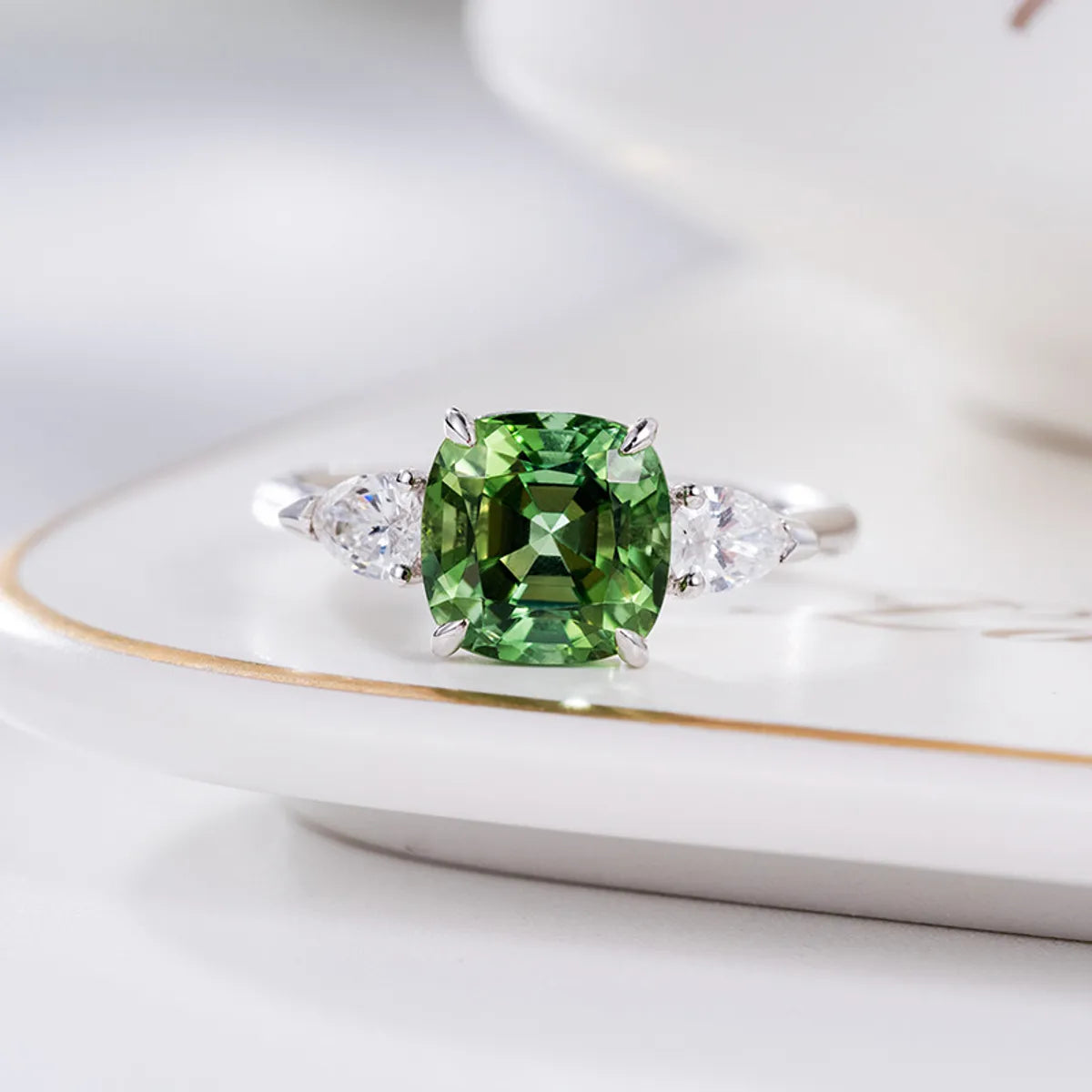 New Imitation Natural Green Tourmaline Square Diamond Apple Green Copper Open Ring