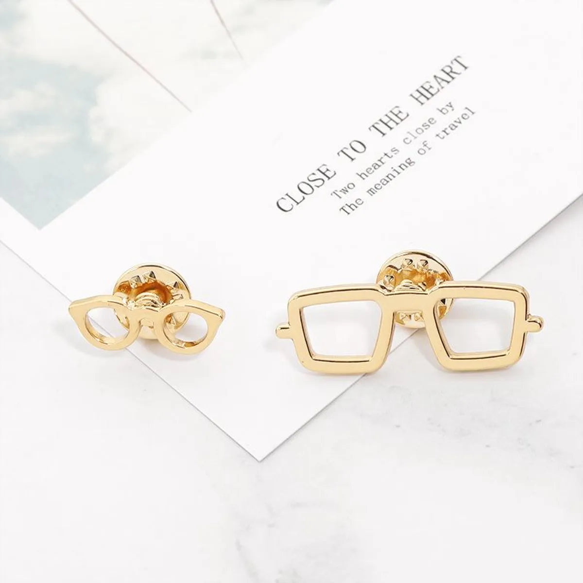 New Korean Fashion Creative Glasses Sunglasses Frame Pin Brooch Wholesale