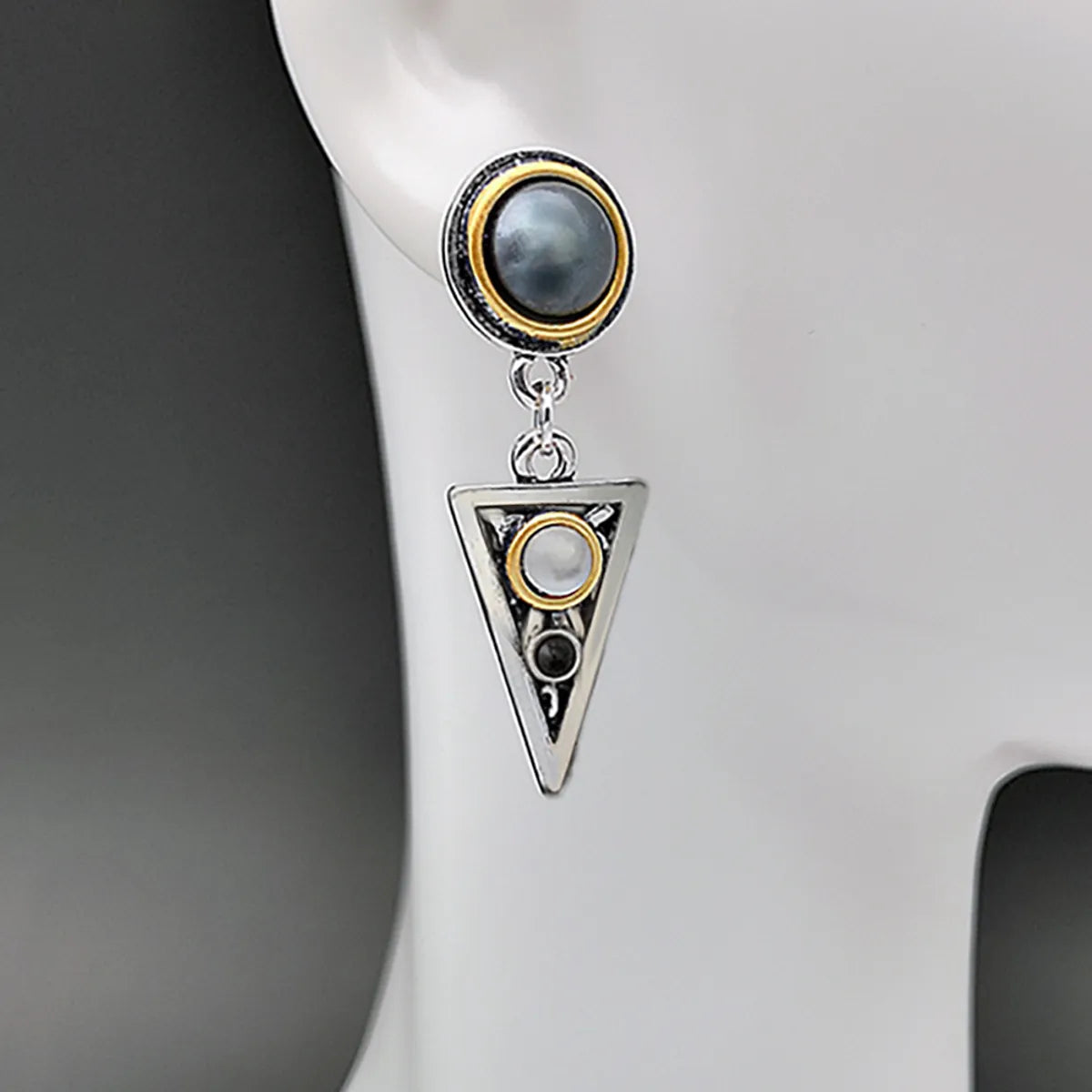 New Korean Fashion Creative Triangle Inlaid Pearl Shell Moonstone Earrings Female