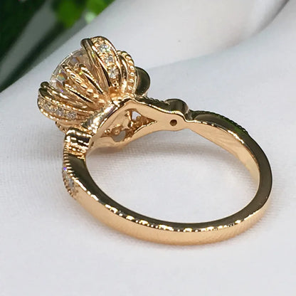 New Ladies Flower Ring Copper Gold-Plated Inlaid Zircon Engagement Ring