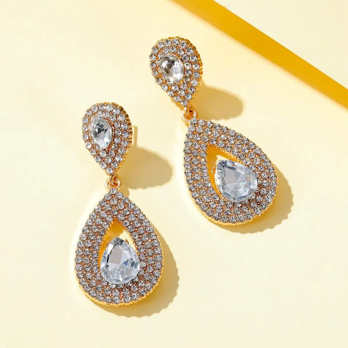 New Long Earrings Super Flash Zircon Water Drop Earrings Crystal Bridal Earrings Wholesale