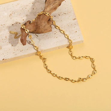 New Solid Color Golden Pig¡¯s Nose Shape Stainless Steel Necklace