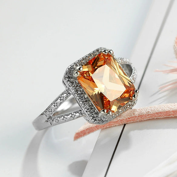 New Square Champagne Color Zircon Retro Geometry Electroplating All Match Light Luxury Style Unisex Ring Jewelry Hand Jewelry