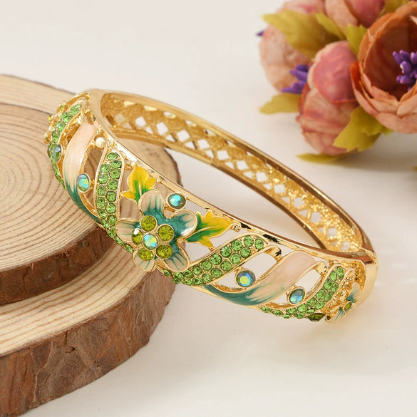 New Style Cloisonné Bracelet In Alloy With Large Circle Cut Out Inlaid With High Grade Diamond And Electroplated