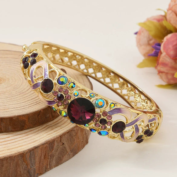 New Style Cloisonné Bracelet In Alloy With Large Circle Cut Out Inlaid With High Grade Diamond And Electroplated
