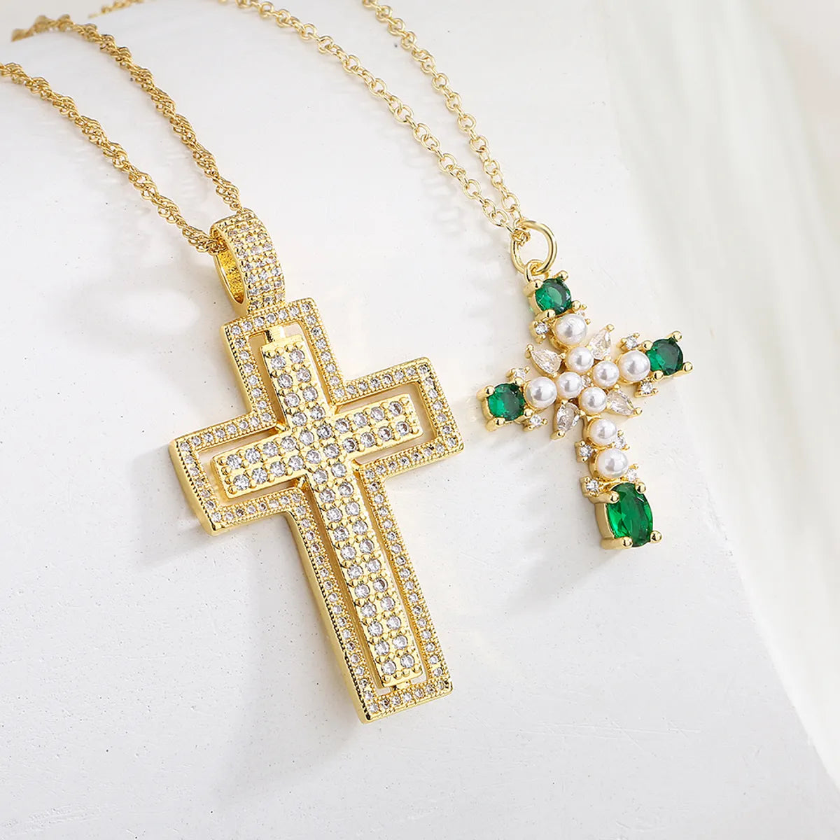 New Style Copper 18k Gold Plating Zircon Pearl Cross Pendant Necklace