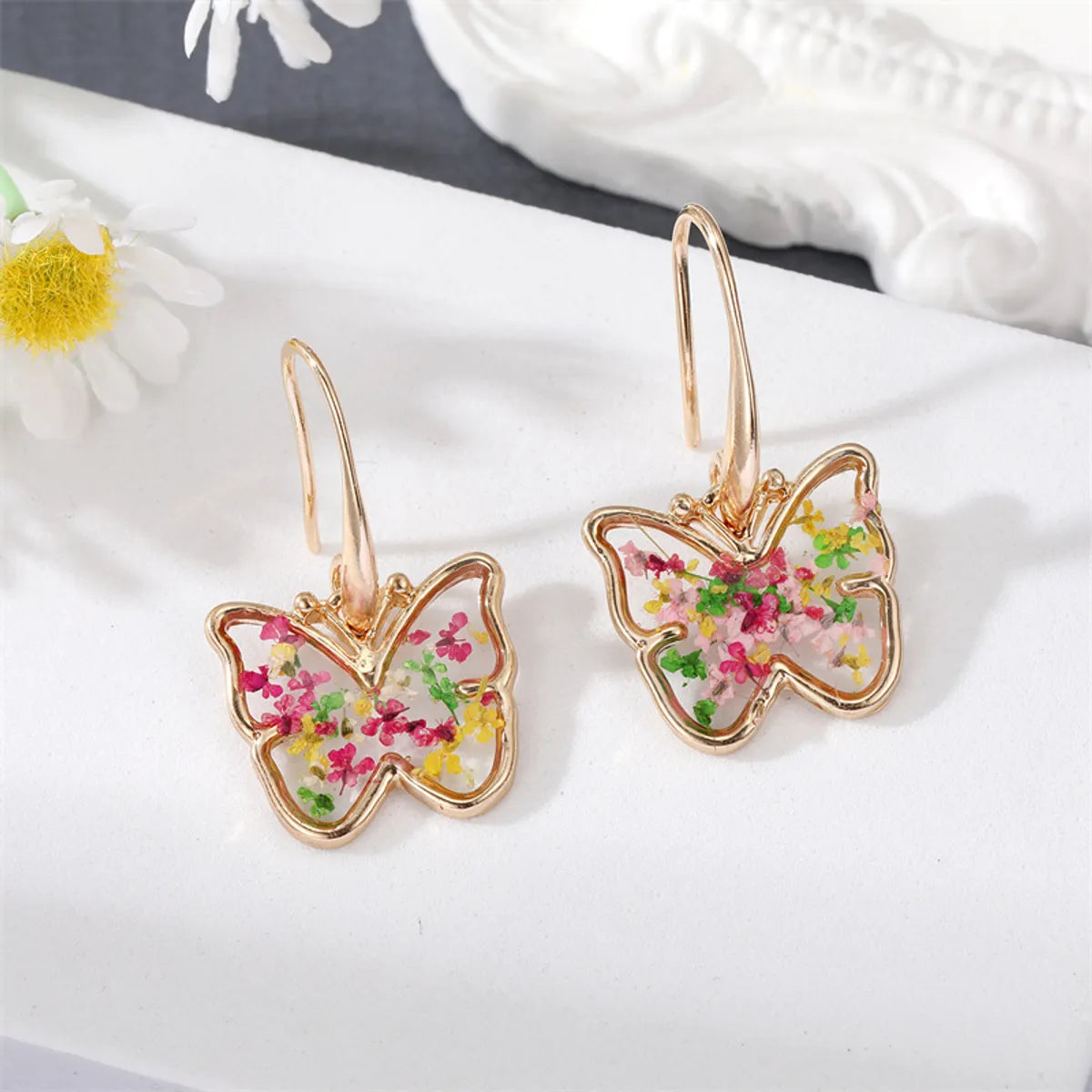 New Style Transparent Heart Butterfly Dried Flower Geometric Pendant Earrings