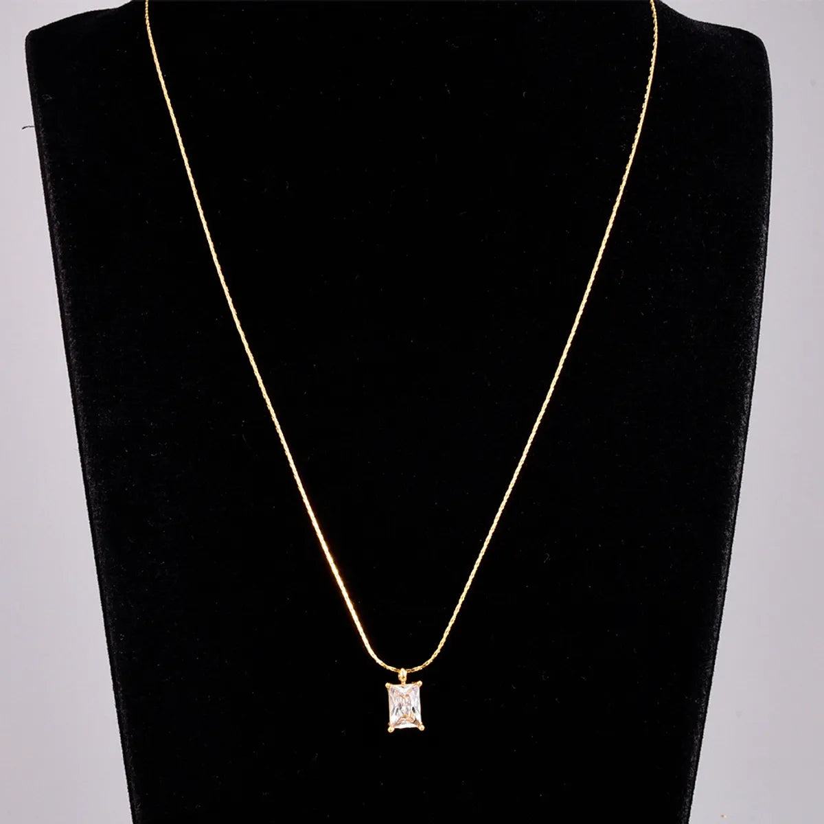 New Super Flash Square Zircon Necklace Simple Basic All-match Sweater Chain