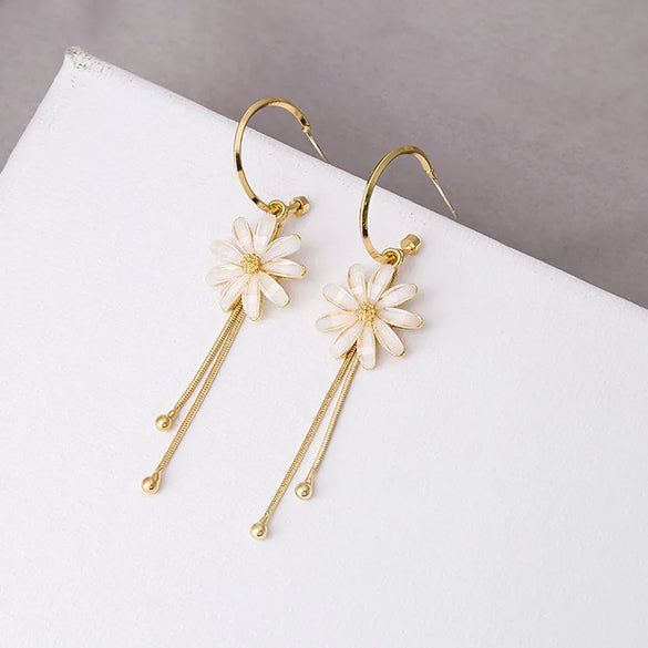 New Tassel Diamond-Studded Butterfly Flower Pearl Fashion Long Thin Alloy Earrings