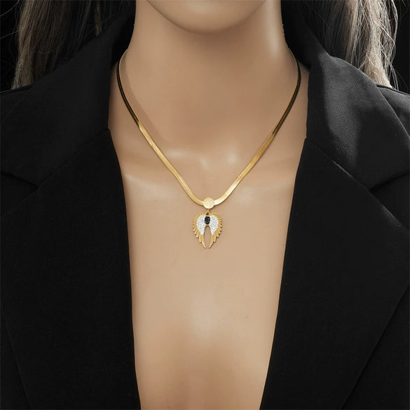 Niche Personality Diamond Wings Titanium Steel Gold Plated Pendant Necklace With Geometric Design