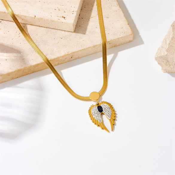 Niche Personality Diamond Wings Titanium Steel Gold Plated Pendant Necklace With Geometric Design