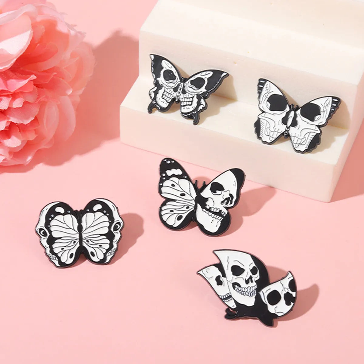 Novelty Butterfly Skull Alloy Stoving Varnish Metal Brooches